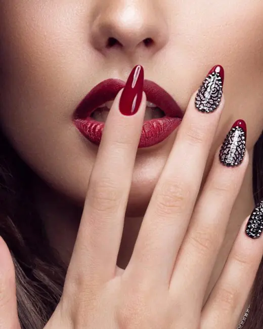 کاشت و ترمیم ناخن 6